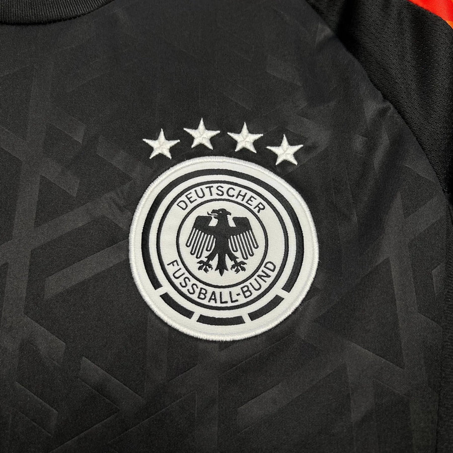 Home 24/25 Men’s Shirt